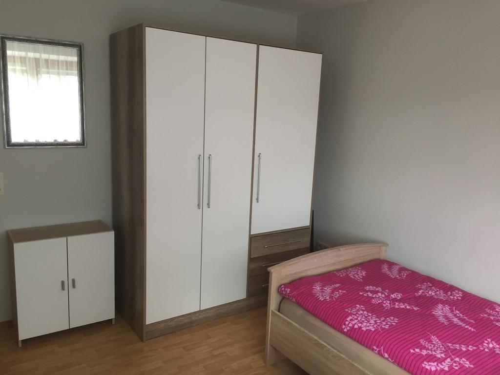 Mainzimmer Business Appartment - Monteurwohnung Mit Burgblick Wertheim Zewnętrze zdjęcie